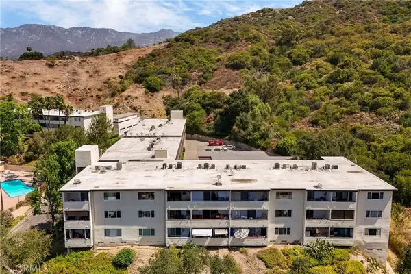 1935 Alpha Road #230, Glendale, CA 91208