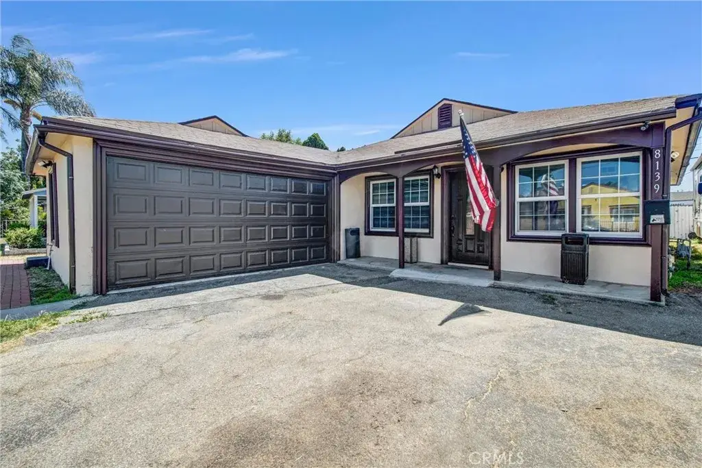 8139 Jellico Avenue, Northridge, CA 91325 - #1