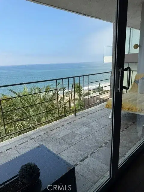 17614 Posetano Road, Los Angeles, CA 90272