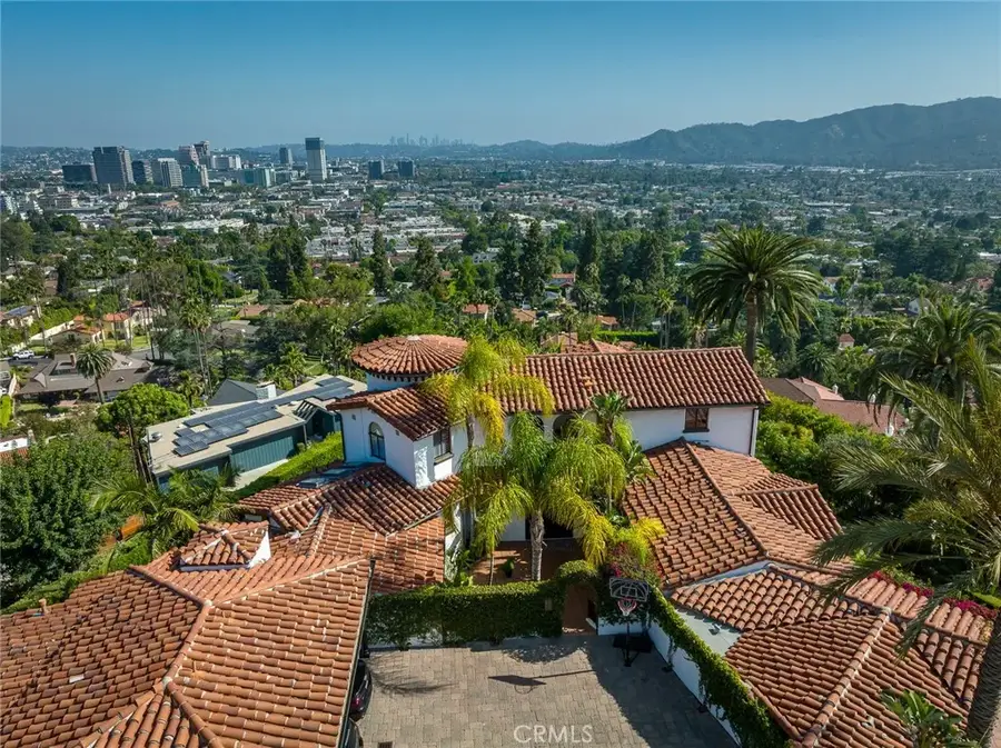 330 Kempton Road, Glendale, CA 91202 - #2