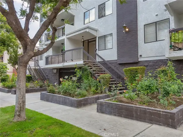 635 E Elmwood Avenue #203, Burbank, CA 91501
