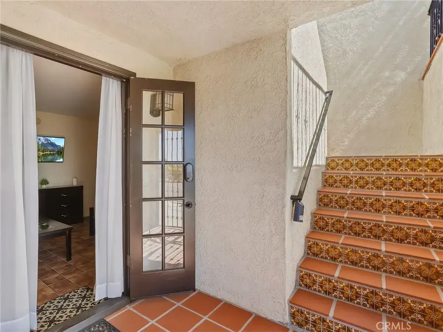 1350 E Tujunga Avenue, Burbank, CA 91501 - #3