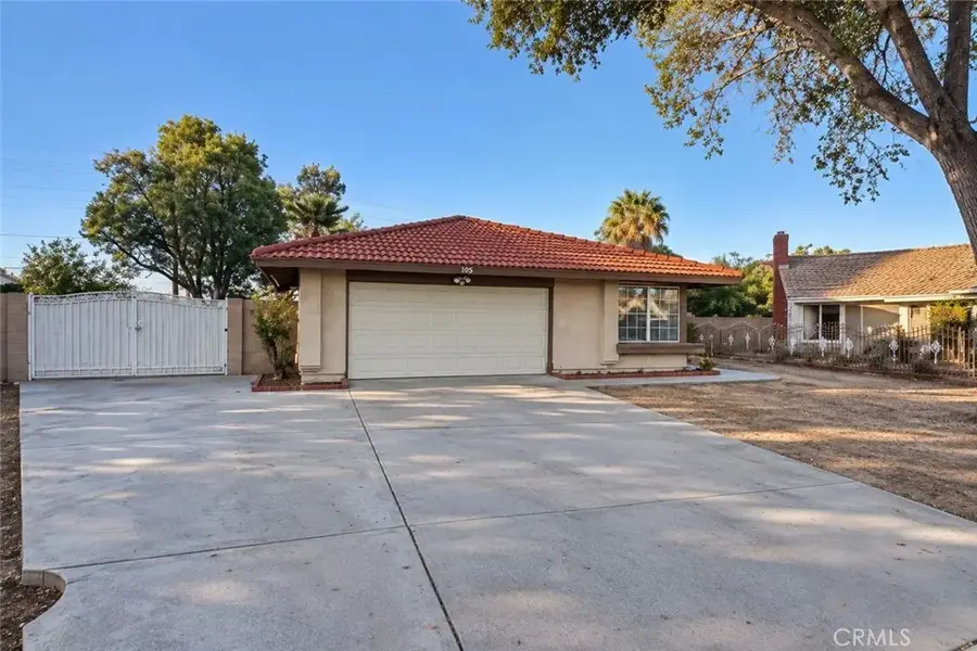 105 S Lamarr, Rialto, CA 92376 - #2