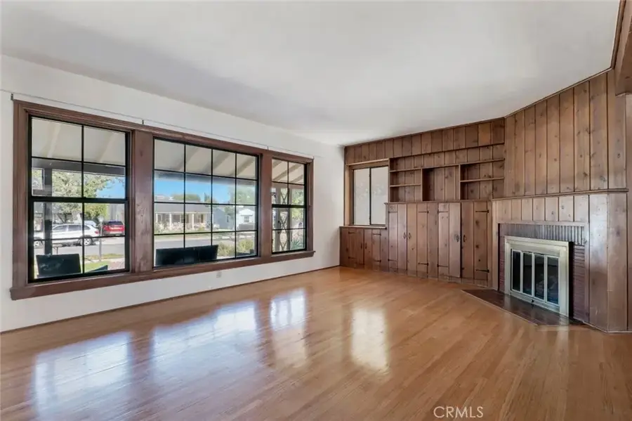 141 S Beachwood Drive, Burbank, CA 91506 - #2
