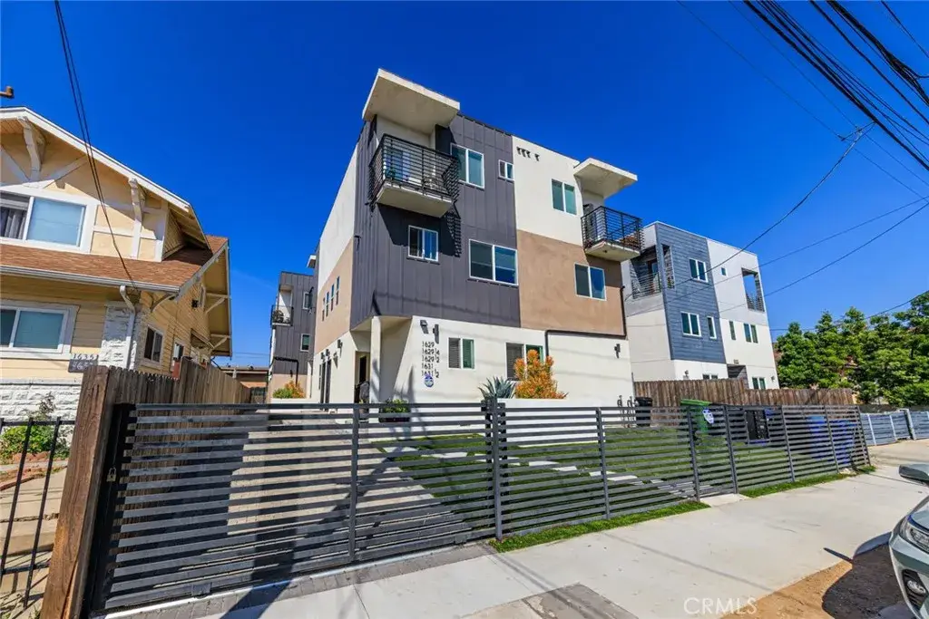 1629 S New Hampshire Avenue, Los Angeles, CA 90006 - #1