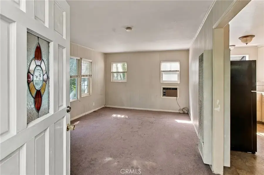 2913 W Chandler Boulevard, Burbank, CA 91505 - #3
