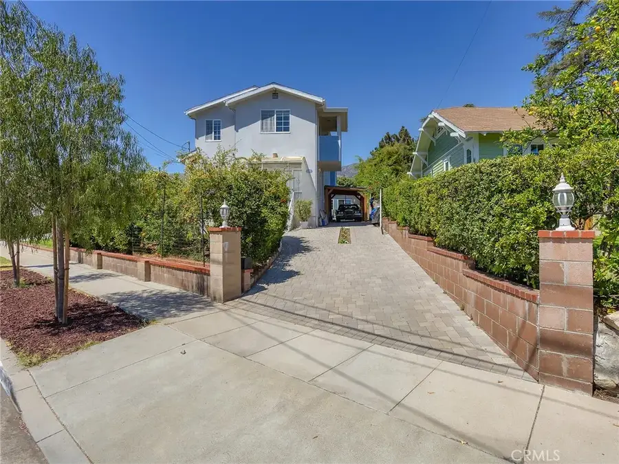 3305 Community Avenue, Glendale, CA 91214 - #2