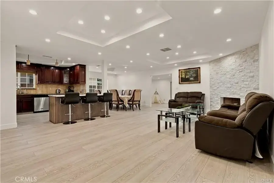 8646 Nagle, Panorama City, CA 91402 - #2