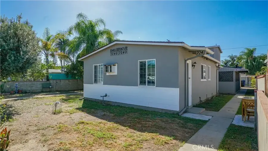 7043 Hazeltine Avenue, Van Nuys, CA 91405 - #2