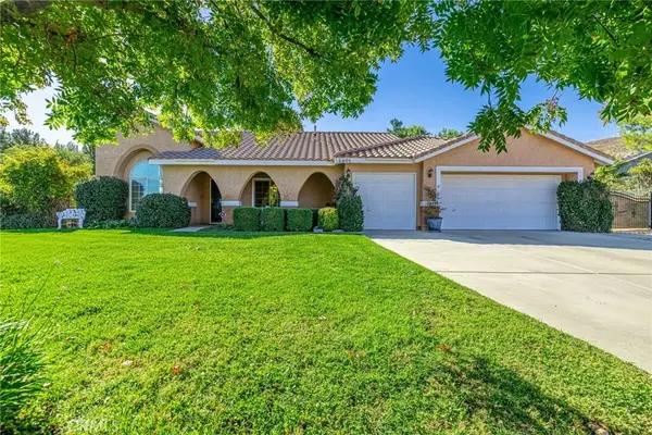 5806 Avenida Esplendida, Palmdale, CA 93551