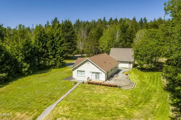 31195 Brush Creek Road, Fort Bragg, CA 95437