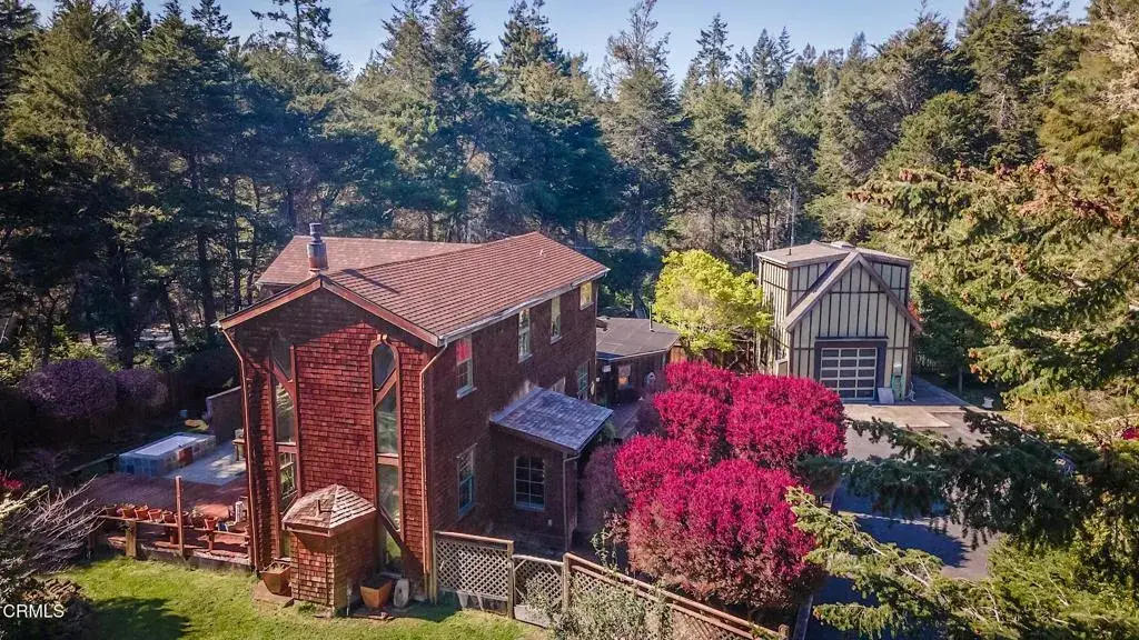 10360 Gary Lane, Mendocino, CA 95460 - #1
