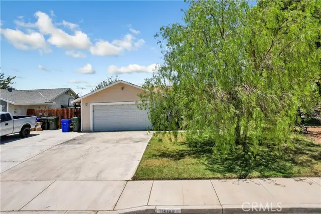 15166 Haddington Way, Victorville, CA 92394 - Image #2