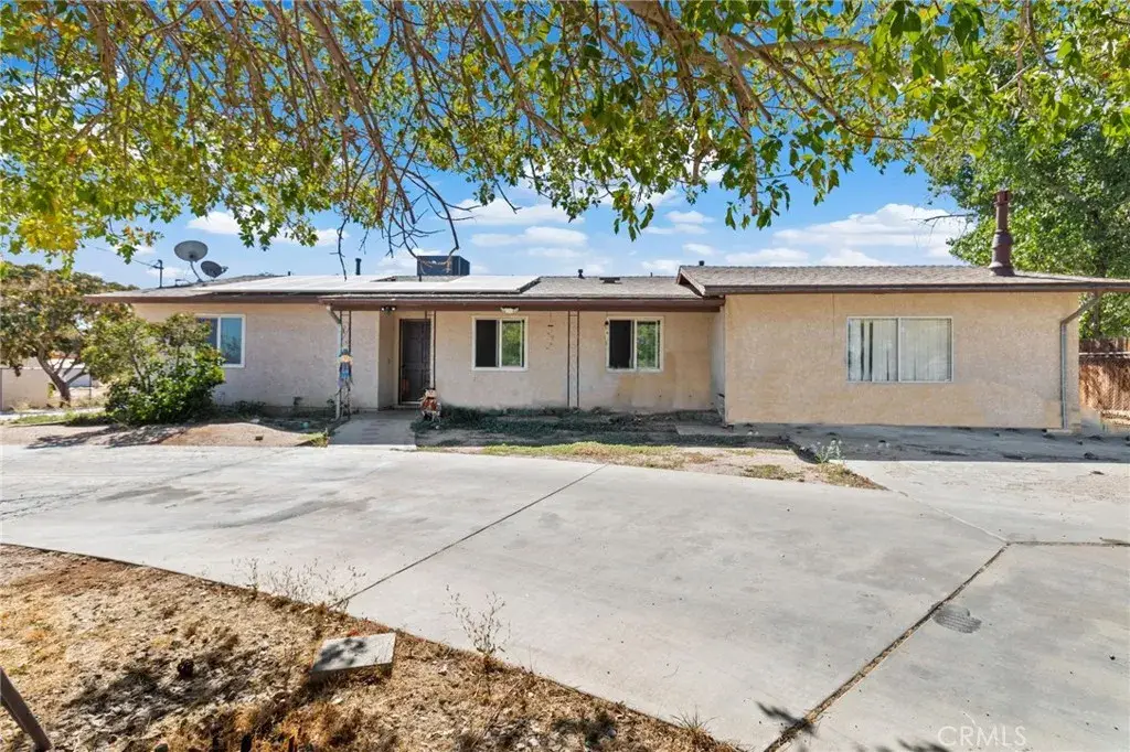 15063 Mauna Loa St, Hesperia, CA 92345 - Image #1