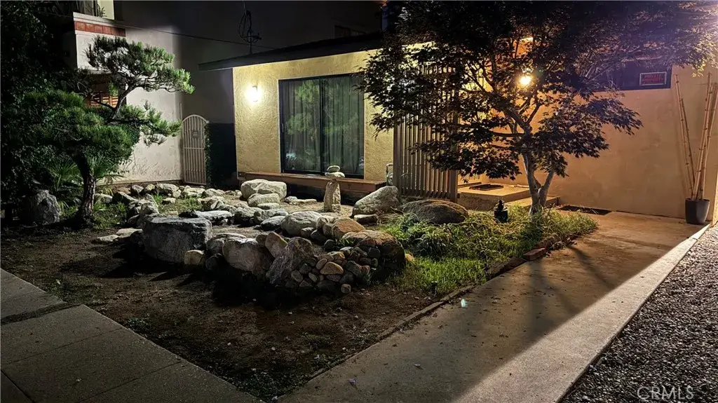 2117 Colby Avenue, West Los Angeles, CA 90025 - Image #1