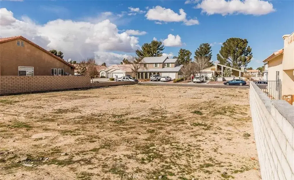 15167 Orchard Hill, Helendale, CA 92342 - Image #1