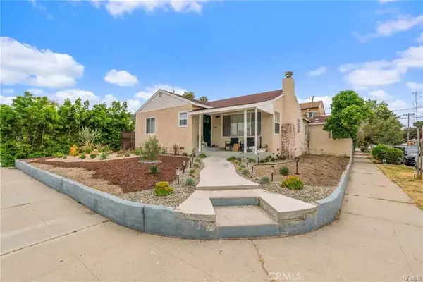 5445 Cartwright Avenue, North Hollywood, CA 91601