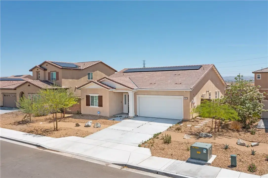 15667 San Diego Ln, Victorville, CA 92394 - Image #1