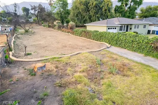 169 W Woodbury, Altadena, CA 91001