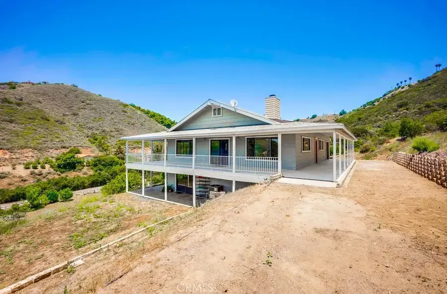 44196 La Cruz Drive, Temecula, CA 92590 - Image #2