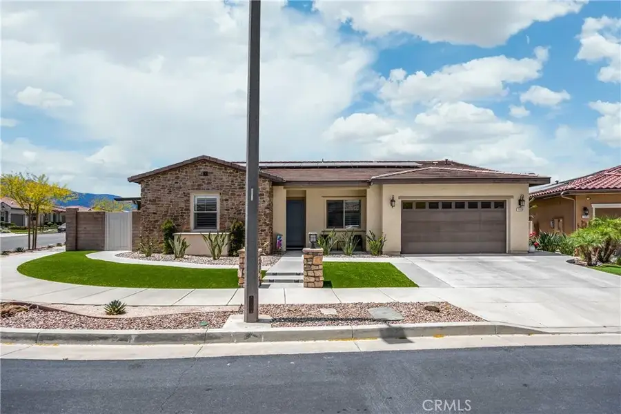 11638 Oakton Way, Corona, CA 92883 - Image #2