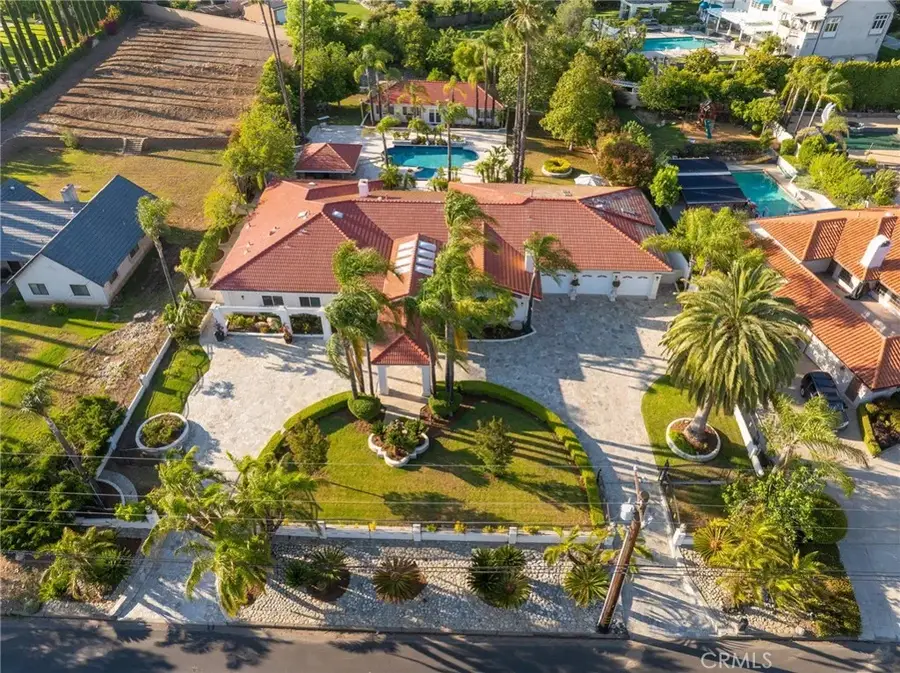 275 E 24th Street, Upland, CA 91784 - Image #2