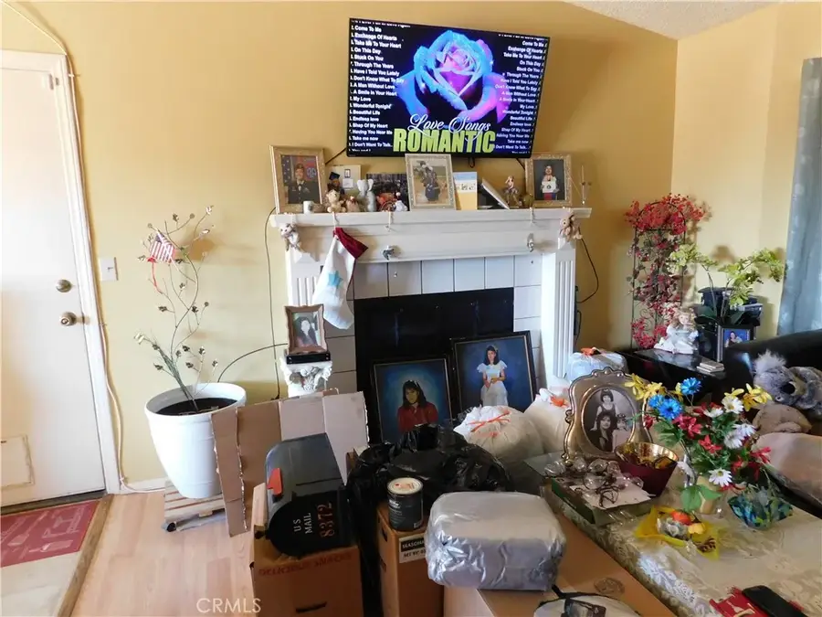 8372 Dogwood Avenue, California City, CA 93505 - Image #3