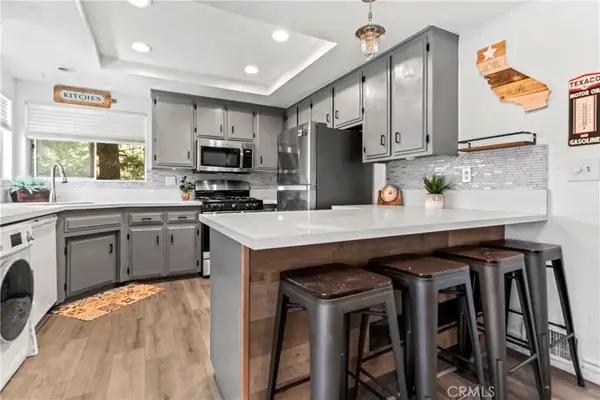 32538 Scandia Drive, Running Springs, CA 92382