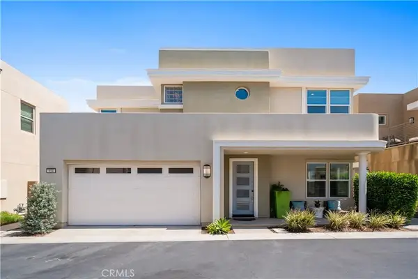 814 Beacon, Irvine, CA 92618