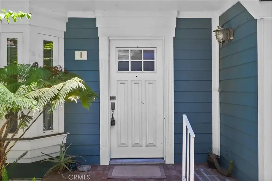 259 N Holliston Avenue #1, Pasadena, CA 91106 - Image #2