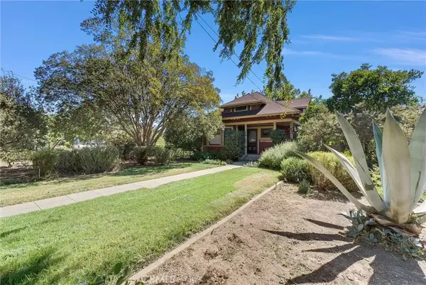 524 E Arrow Highway, Upland, CA 91786