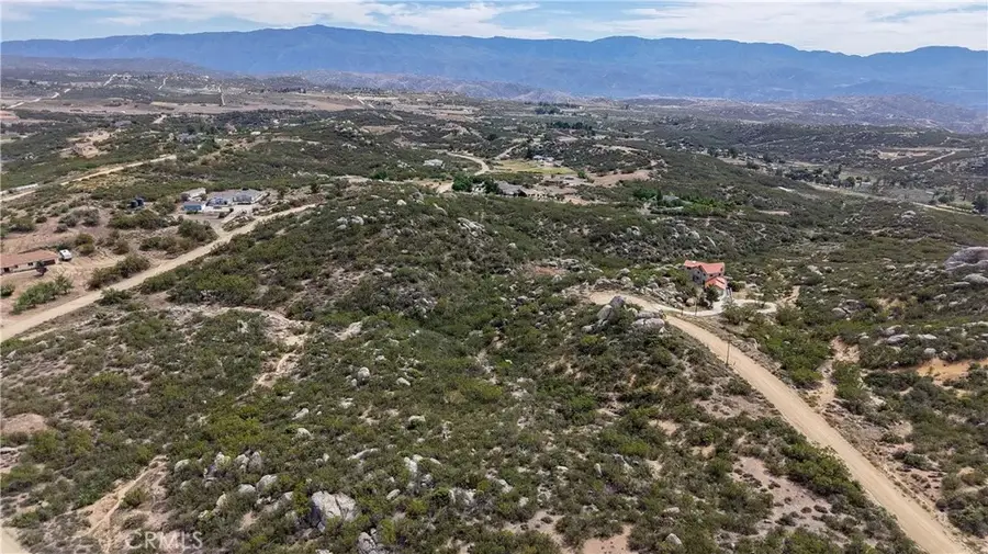 1032 Canyonside Court, Lake Elsinore, CA 92532 - Image #2