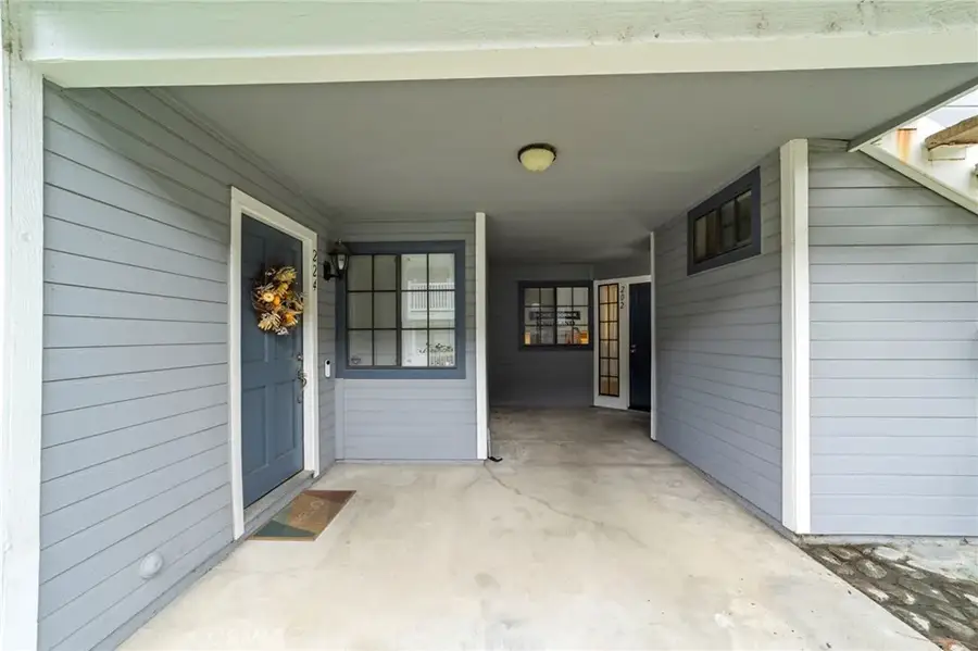 202 Evergreen Court, Azusa, CA 91702 - Image #2