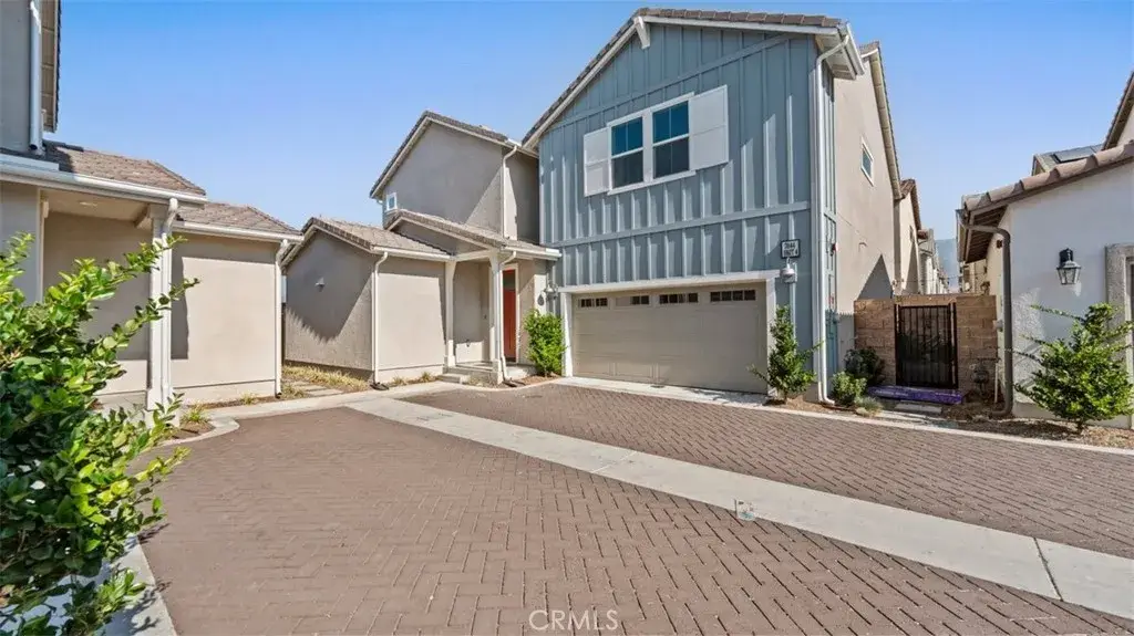 7044 Mallow Drive Mall #4, Fontana, CA 92336 - Image #1