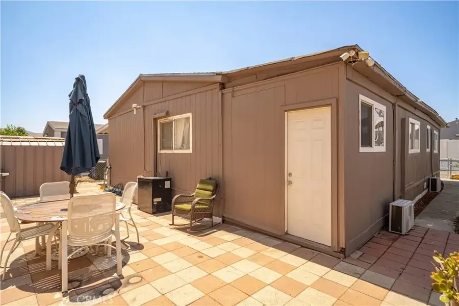 17377 Valley #2, Fontana, CA 92335 - Image #3