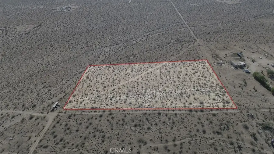 35325 Woodland St, Lucerne Valley, CA 92356 - Image #2