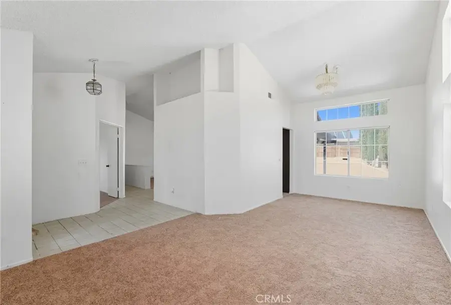 14698 King Canyon Road, Victorville, CA 92392 - Image #3