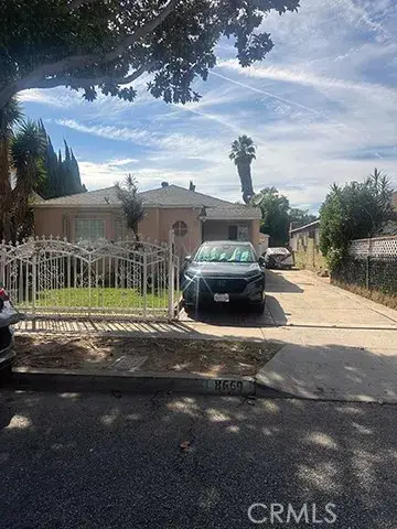 8669 Cypress Avenue, South Gate, CA 90280