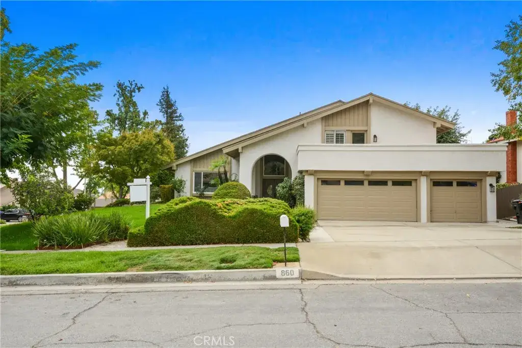 860 Emerson Street, Upland, CA 91784 - #1