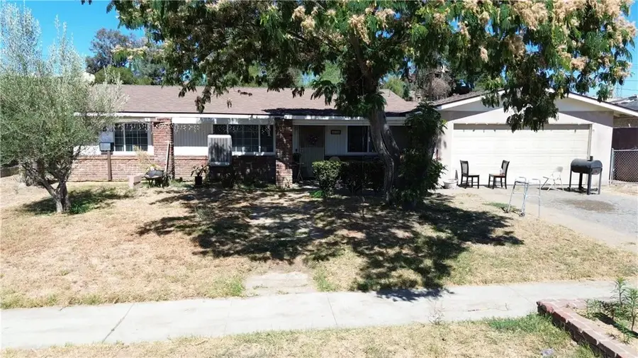 630 S Belden Ave, Rialto, CA 92376 - #3