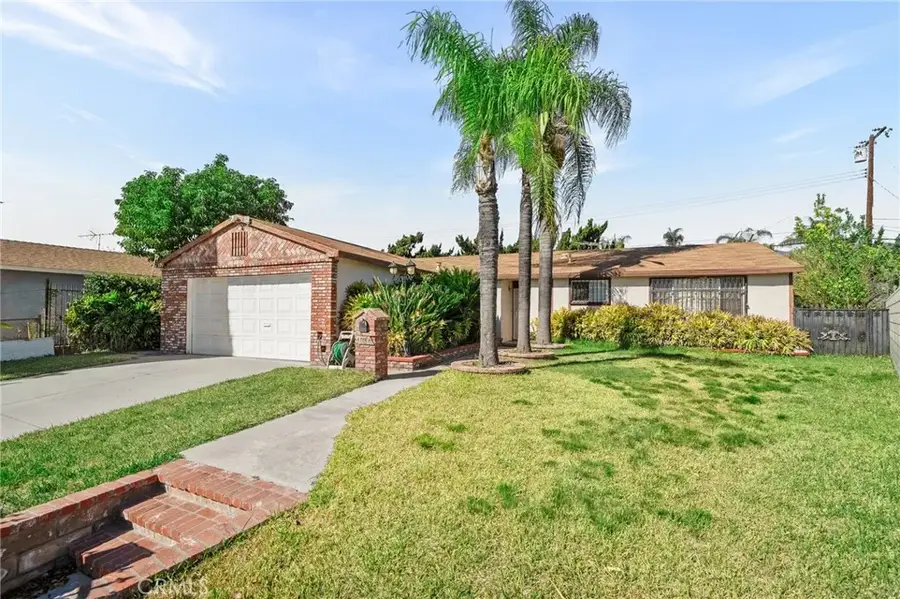 327 Flaxton, Pomona, CA 91767 - Image #2