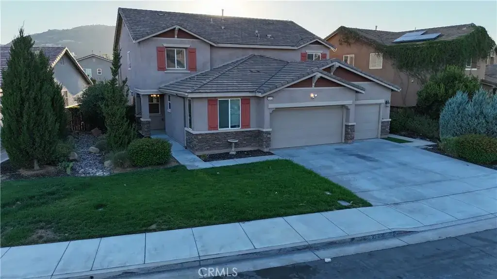 32459 Whispering Glen, Wildomar, CA 92595 - #1