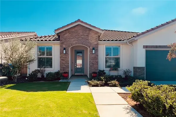 9329 Willow Terrace Drive, Shafter, CA 93263