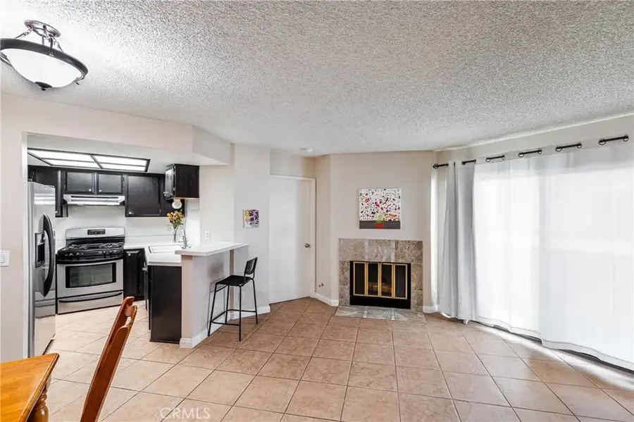 14610 Erwin Street #212, Van Nuys, CA 91411 - Image #3