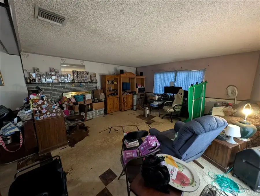 10037 Geneva, Montclair, CA 91763 - Image #2