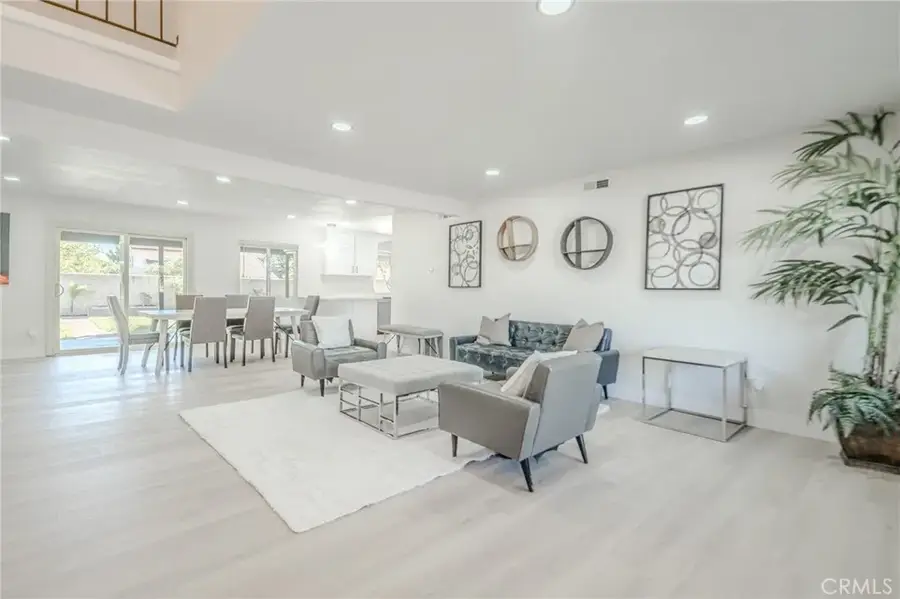 703 W Montrose, Rialto, CA 92376 - Image #2