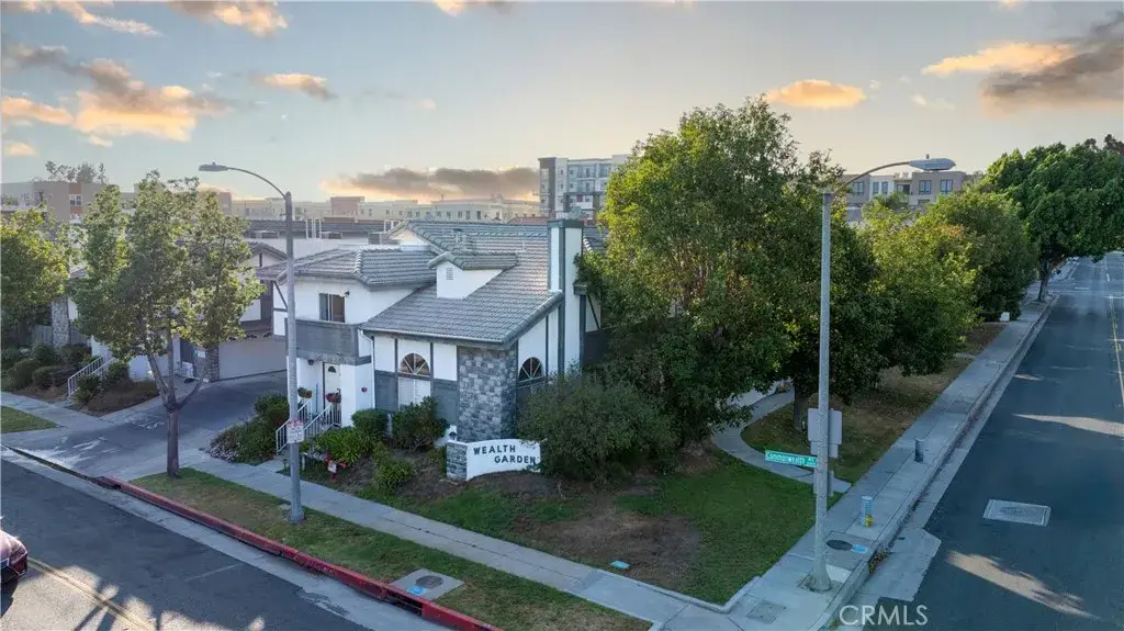 217 E Commonwealth #F, Alhambra, CA 91801 - Image #1