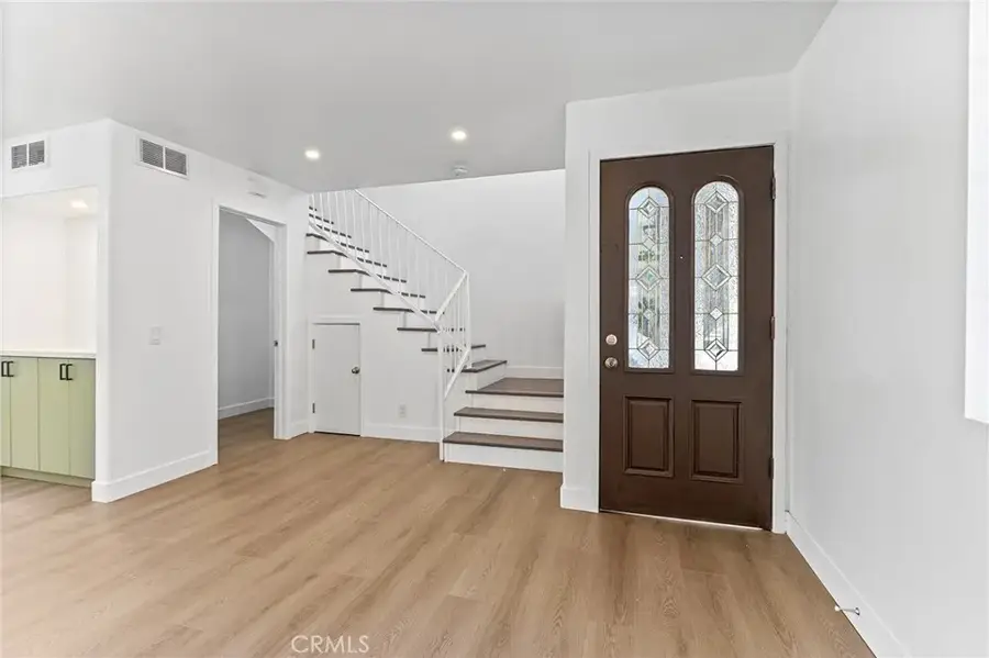 619 N Wilson Avenue #A, Pasadena, CA 91106 - Image #2