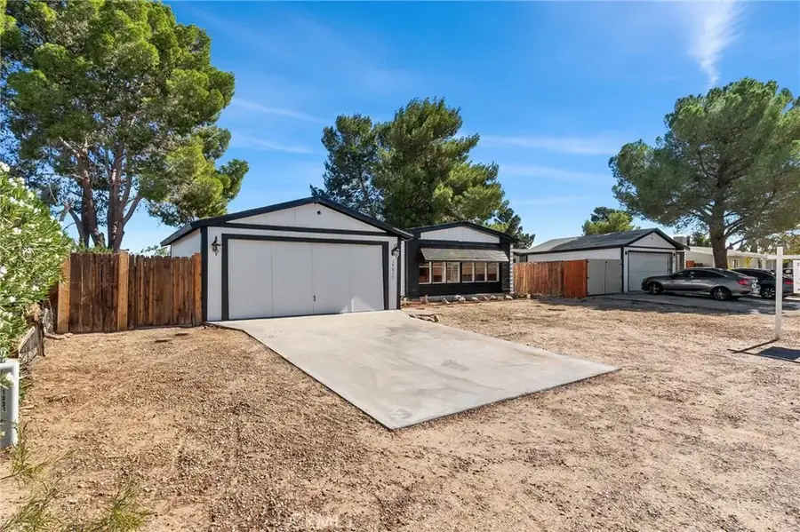 19017 Panther, Adelanto, CA 92301 - Image #2