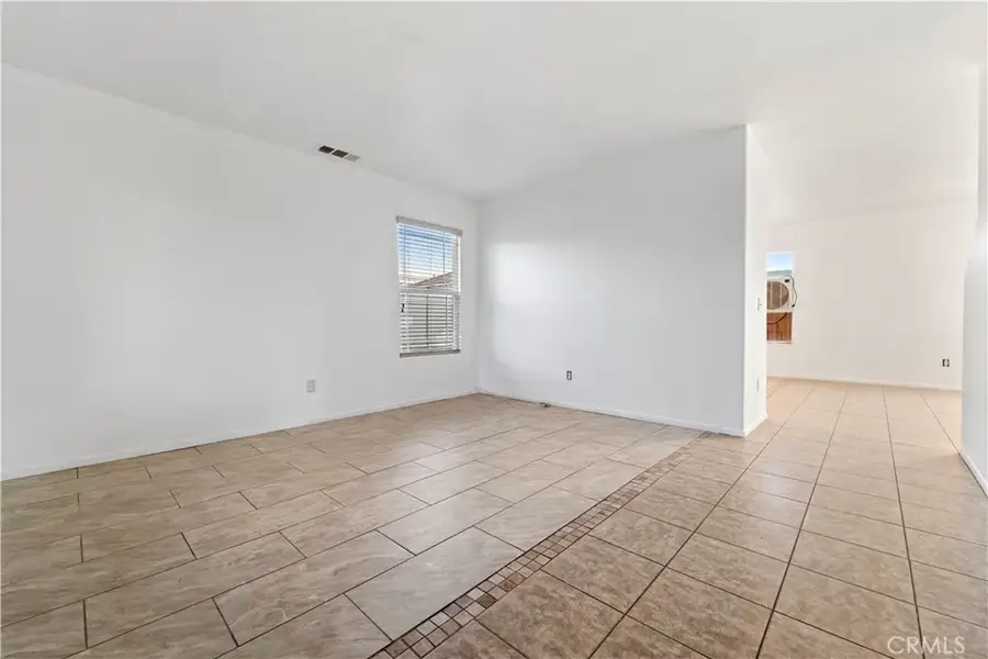 14483 Wapiti Way, Victorville, CA 92394 - Image #3